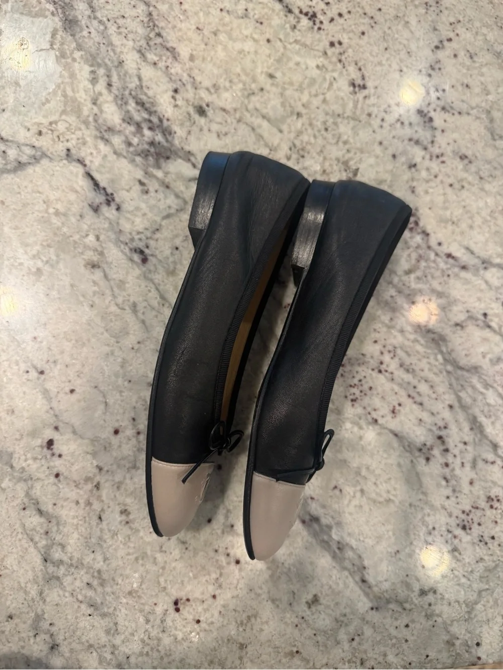 CHANEL Black Leather Ballet Flats with Cream Cap Toe size 7